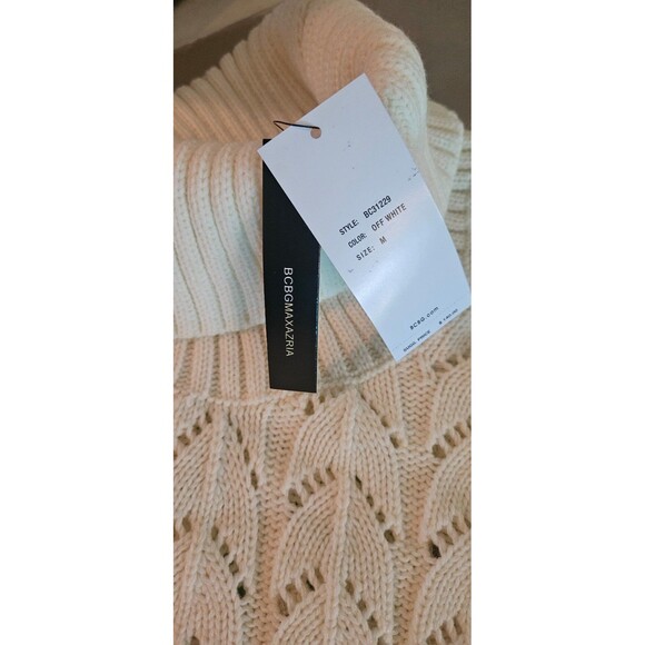 NWT BCBG MAXAXRIA TURTLE NECK OFF WHITE PONCHO - Picture 4 of 7